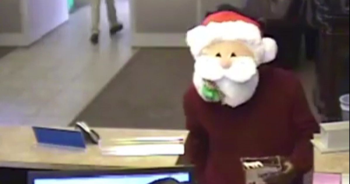 Man Who Robbed Bank In Santa Mask Handed Out Candy Canes First Huffpost World 6651