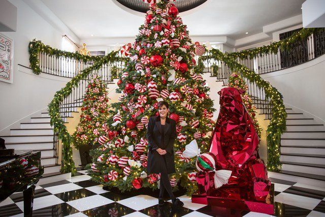 Jenner's giant Christmas tree greets guests in the entryway. 