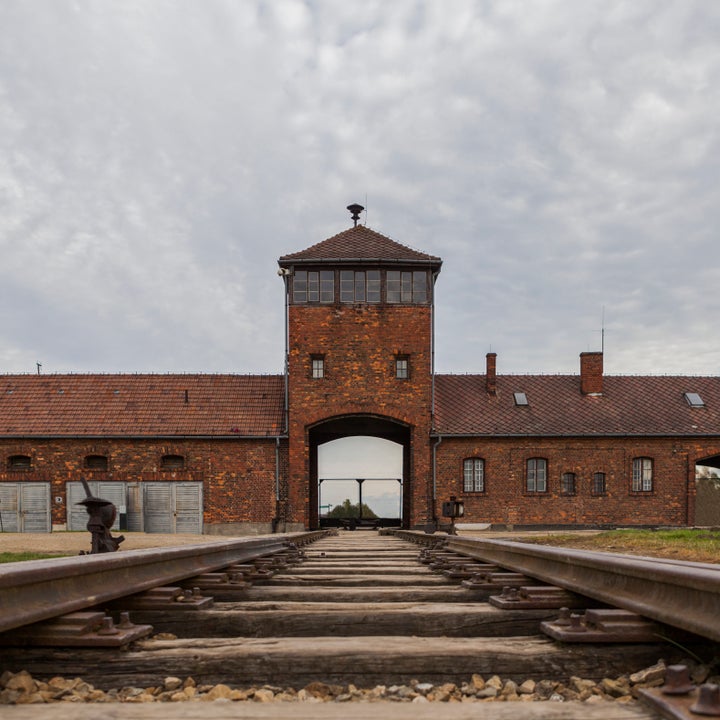 <strong>The gateway to the camp.</strong>