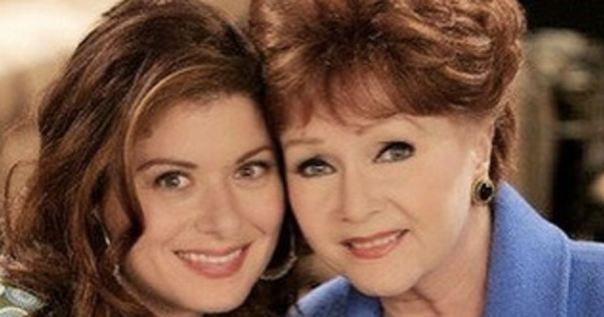 Debra Messing Shares Sweet Memories Of Her Tv Mom Debbie Reynolds 
