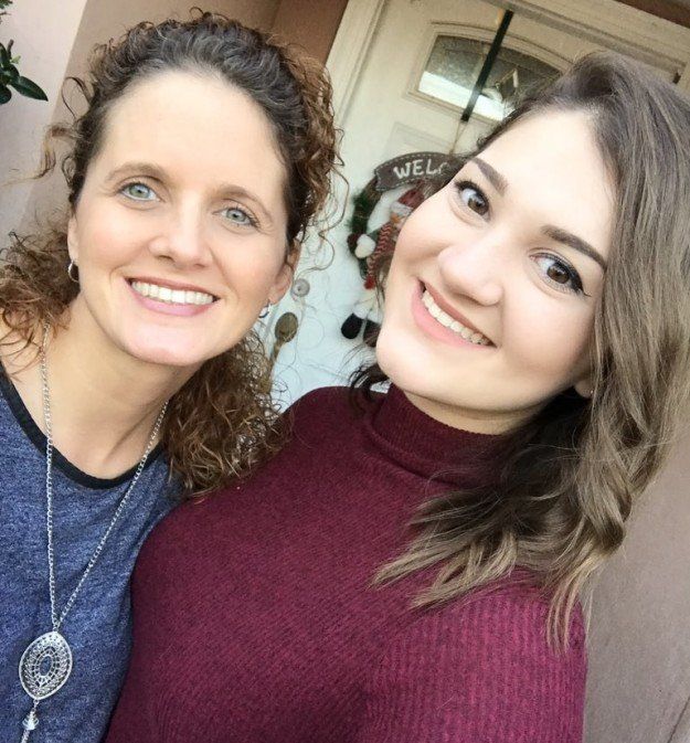 Shelby Donovan, right, with her mom, Kerri Roberts.