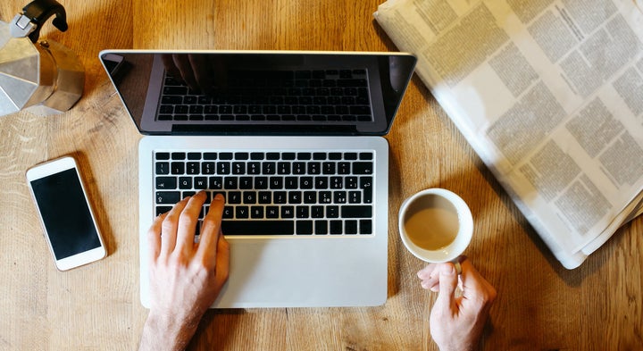 One study found that more than a third of French employees worked online outside of their regular hours. 