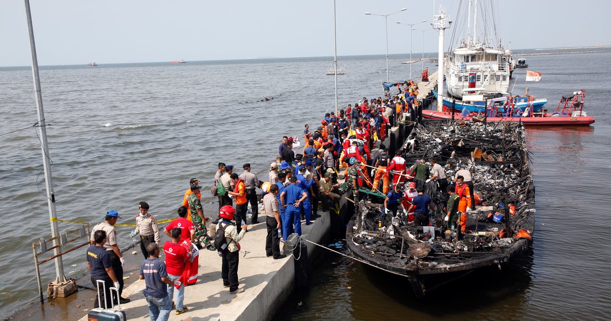 23 Killed, Dozens Injured After Fire Rips Through Indonesian Tourist ...