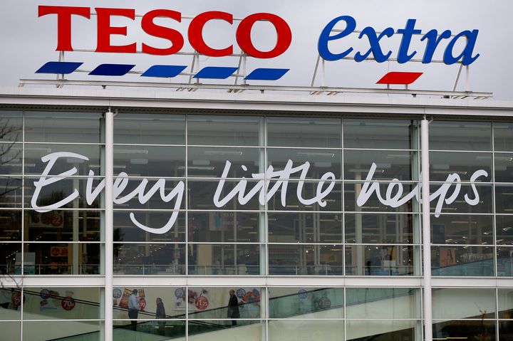 British supermarket Tesco has announced it will cut the cost of women's razors by half. 