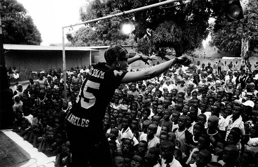 Fatou Diatta is also known as Sister Fa. She is constantly fighting for human rights and against, in particular, female genital cutting. She travels in Senegal and parts of Western Africa to stop the traditional practice and to inform young people that they have a choice and a right to avoid this harm. She gives workshops and concerts in secluded areas.