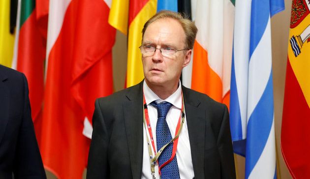 Britain's outgoing ambassador to the European Union Ivan Rogers is pictured leaving the EU Summit in Brussels, Belgium, June 28, 2016. Picture taken June 28, 2016. REUTERS/Francois Lenoir TPX IMAGES OF THE DAY