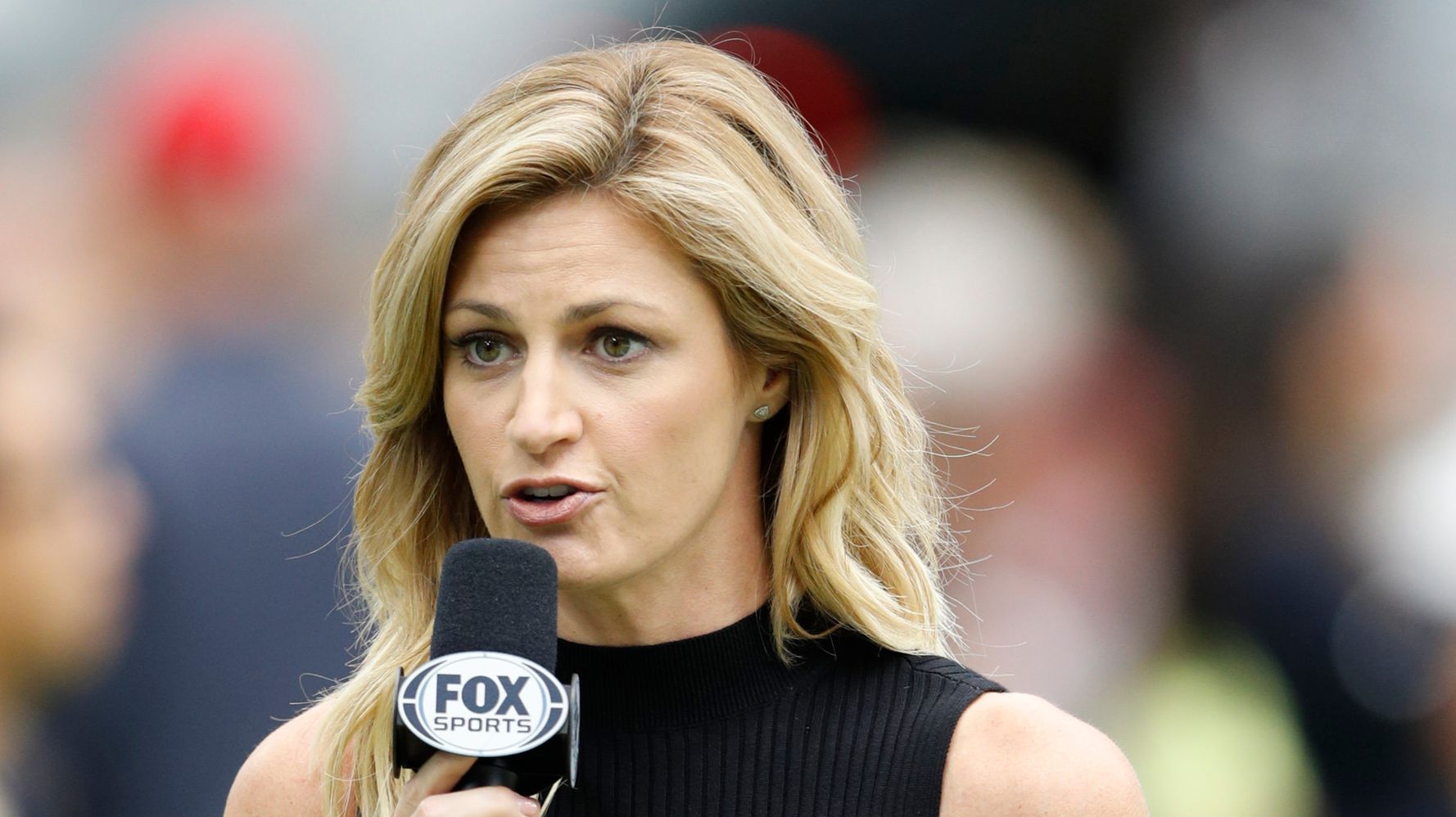 WATCH LIVE: Fox Sportscaster Erin Andrews Shares Secrets To Staying ...