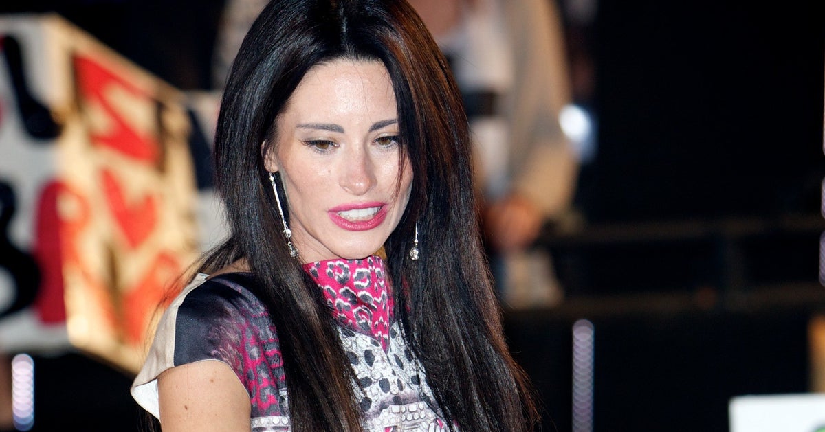 Celebrity Big Brother Jasmine Lennard Cries Fix Claiming She Was Promised A Spot In The All Stars Final Huffpost Uk