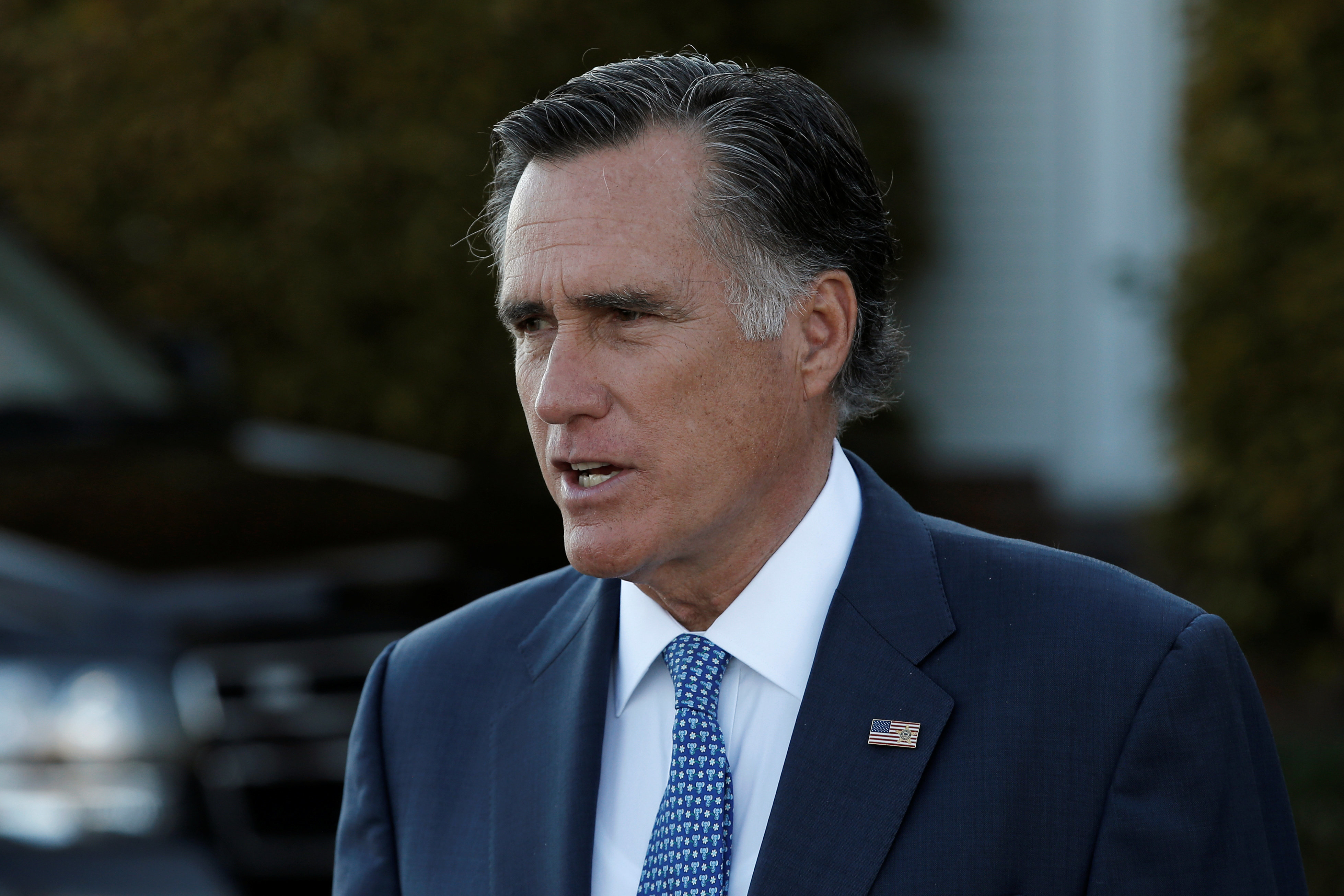 Mitt Romney Lambasts Donald Trump As A 'Phony' And 'Fraud' In ...