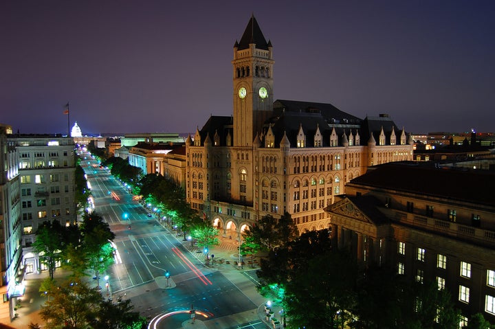 Trump Hotel By Wyn Van Devanter [CC BY-SA 2.0 (http://creativecommons.org/licenses/by-sa/2.0)], via Wikimedia Commons