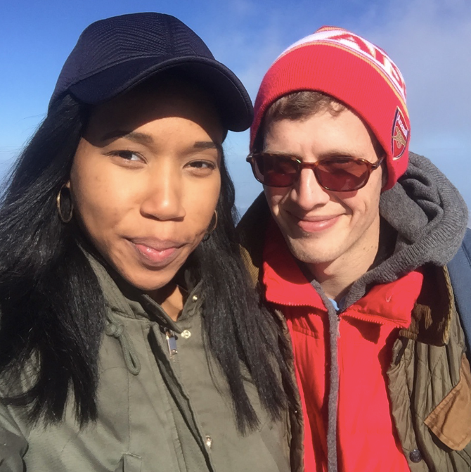 <p>Couple selfie on El Tiede</p>