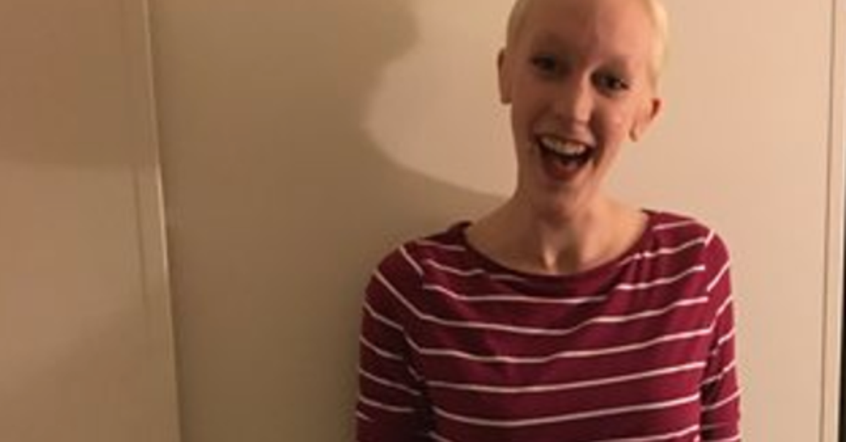 Woman With Crohn's Disease Bravely Bares Ostomy Bag For The First Time