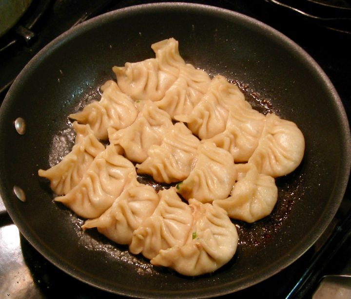 Classic Chinese potstickers - guotie: the source of the technique