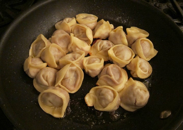<p>The same approach used for plump tortelli</p>