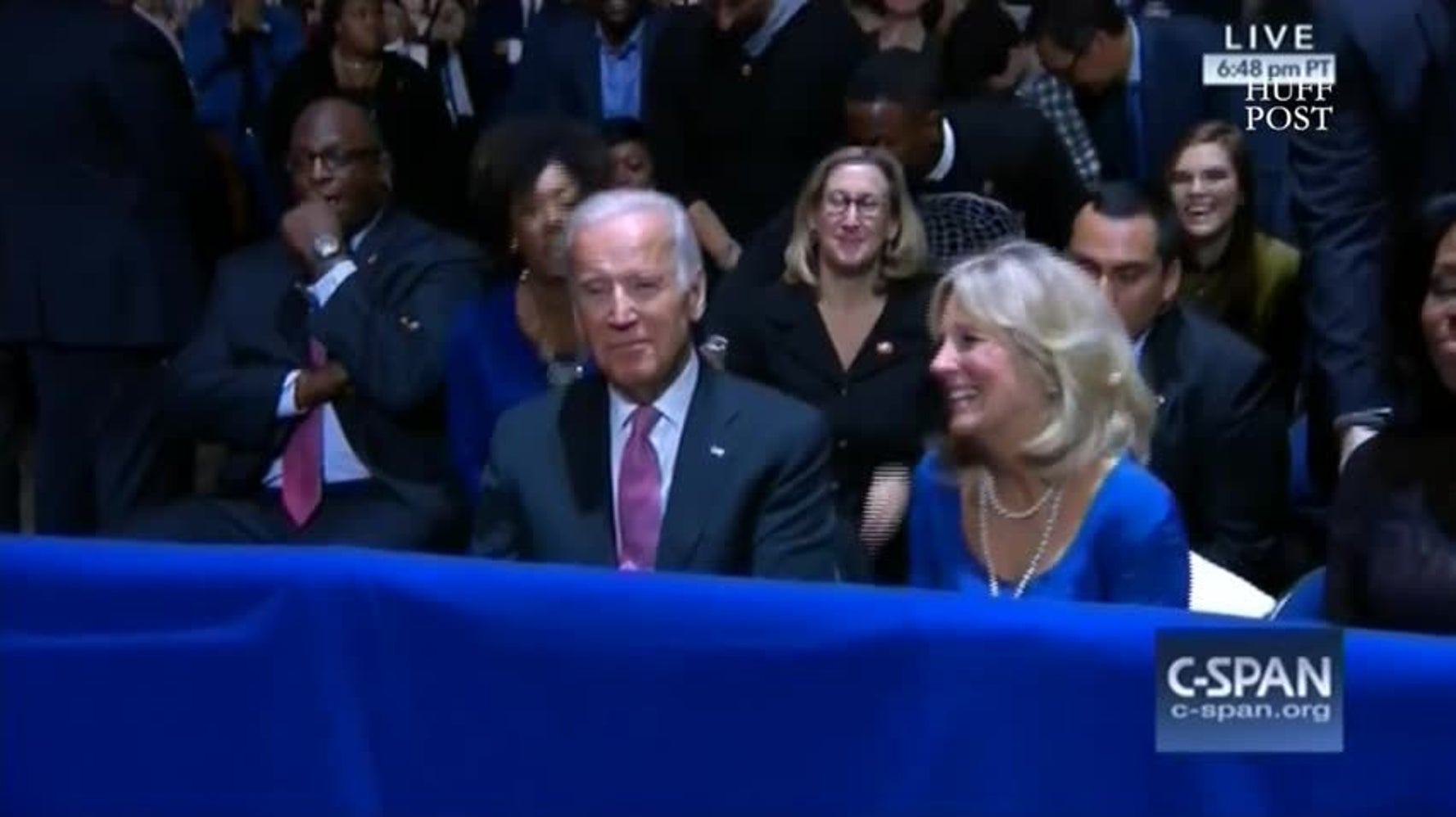 Obama Thanks Joe Biden During His Emotional Final Speech As President ...