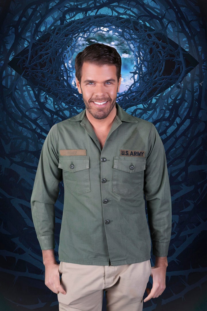 <strong> Perez Hilton</strong>