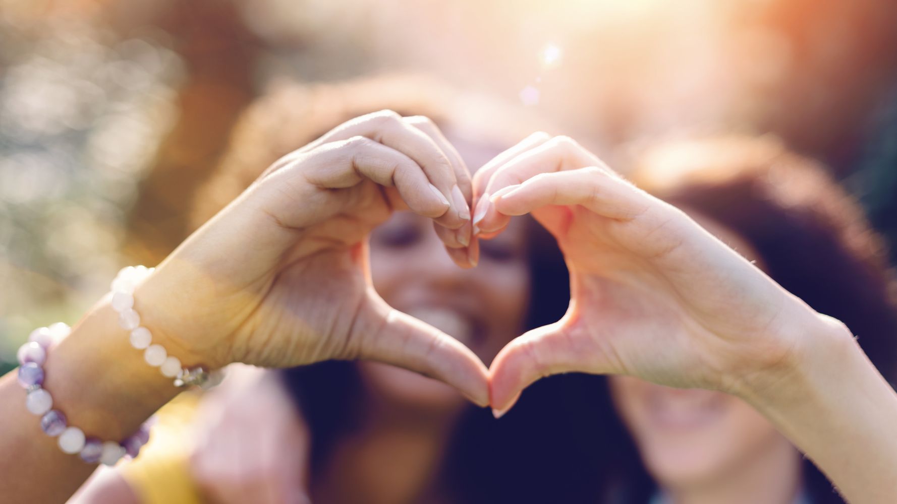 8 Habits Of Actively Vulnerable People | HuffPost UK Wellness
