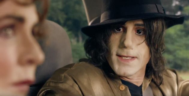 <strong>Joseph Fiennes plays Michael Jackson in the controversial 'parody comedy'.</strong>