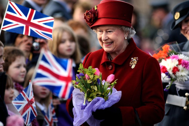 ANALYSIS  Queen Elizabeth: Monarch who had to adjust to the shift