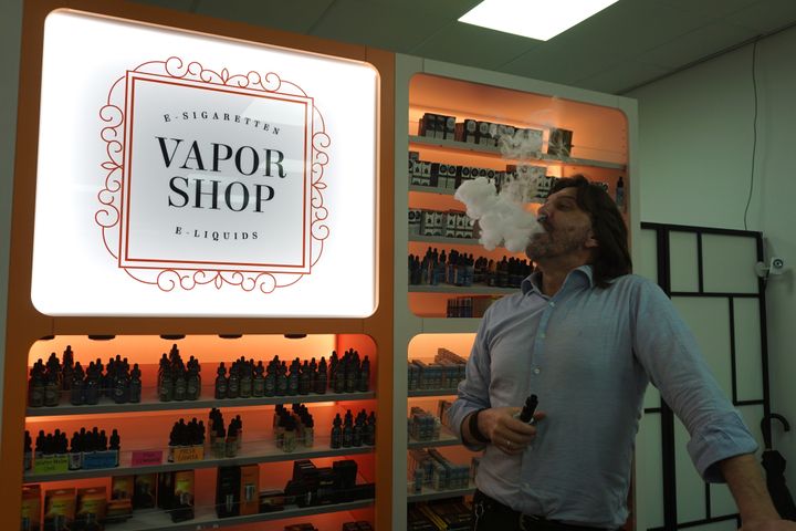 Sandro Botta at the Vapor Shop in Leuven