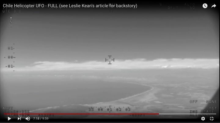 The Chilean Navy Ufo Video Is It A Plane Huffpost Weird News