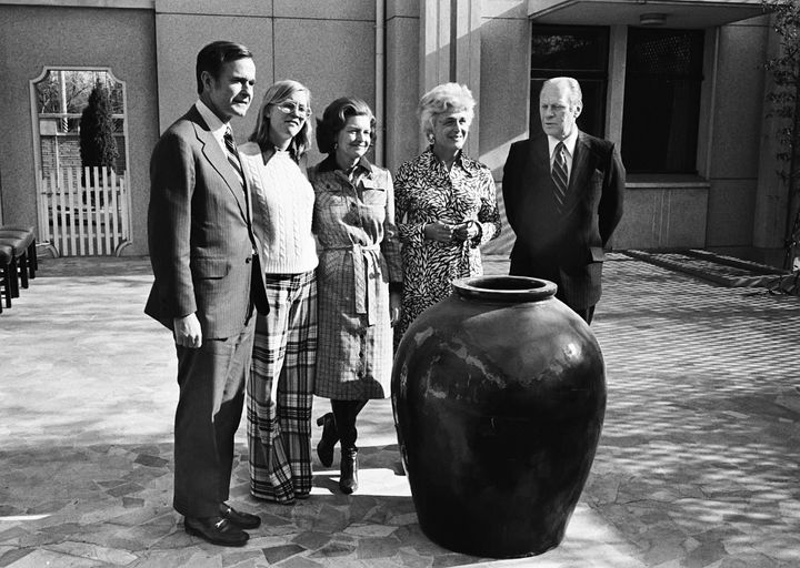 George H.W. Bush, then the U.S. envoy to China, with Susan Ford, Betty Ford, Barbara Bush and then-President Gerald Ford during the Fords' visit to China in December 1975.