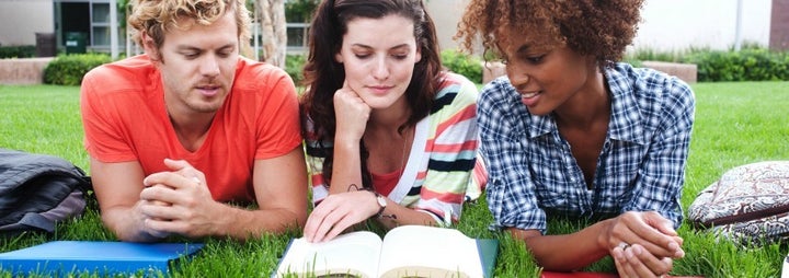 <p><em>Just a little bit of time spent planning and understanding your options may lead to savings of thousands of dollars over the life of your student loans.</em></p>