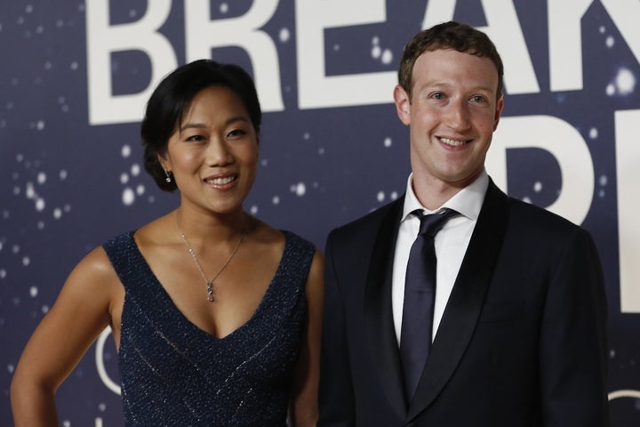 Mark Zuckerberg, Priscilla Chan Pen Letter To New Daughter Max, Pledge To Give 99% FB Stock. (Photo: International Business Times)