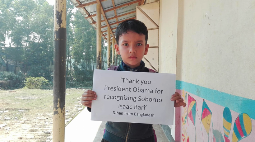 In this picture, Dihan is promoting the story of President Obama & Soborno Isaac at his school <a rel="nofollow" href="http:/