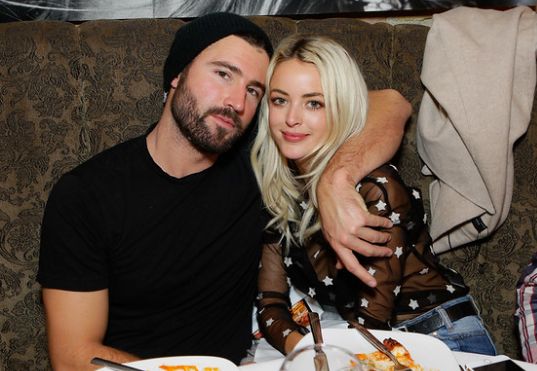 <p>Brody Jenner and fiance Kaitlynn Carter picked up American Made Supply Co beanies at ChefDance 2017 sponsored by <strong>Sysco</strong>, Park City, Utah</p>