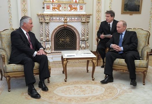 Rex Tillerson and Vladimir Putin meeting in Moscow