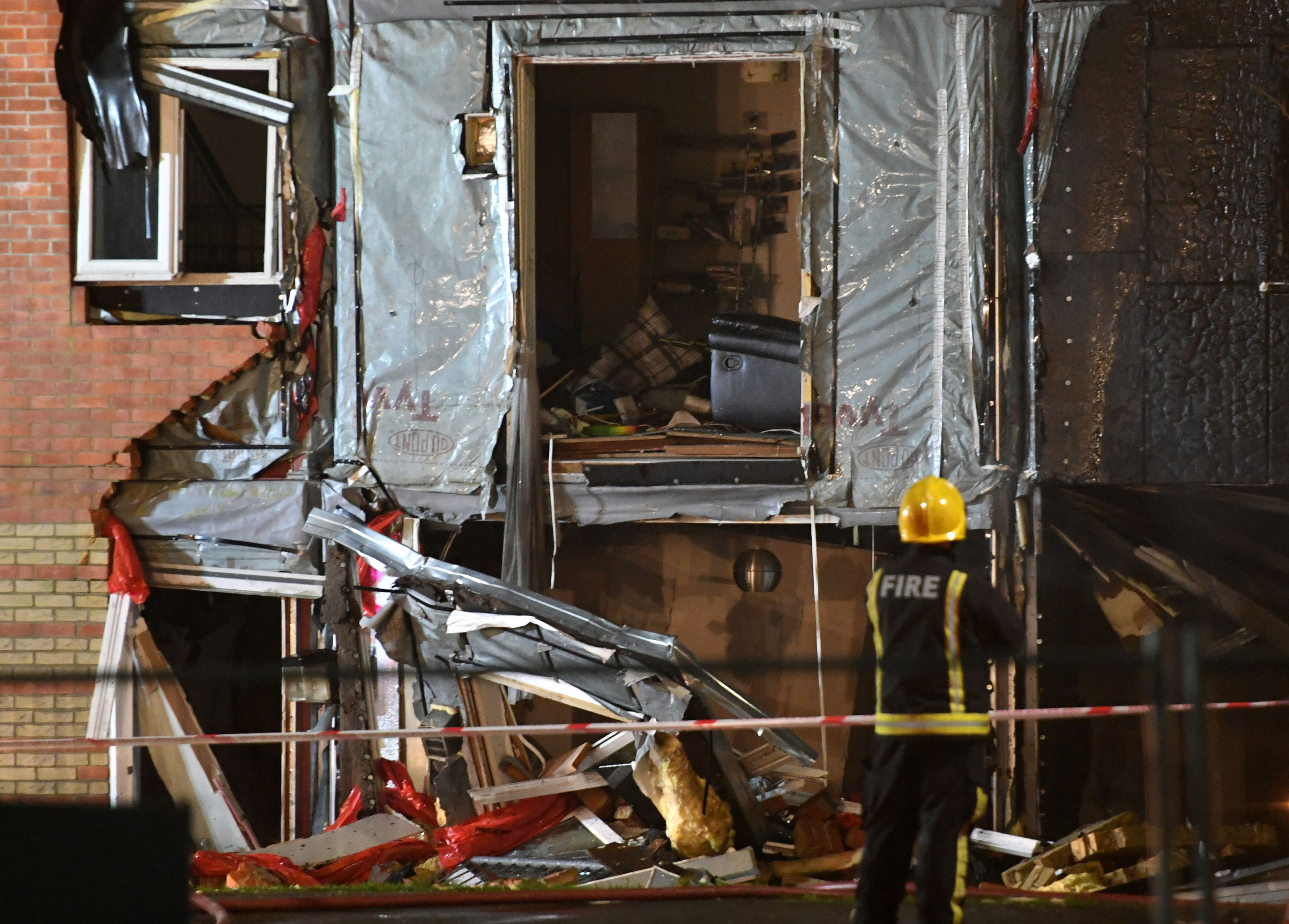 Hornchurch Explosion: 2 Men Arrested After East London Blaze | HuffPost ...