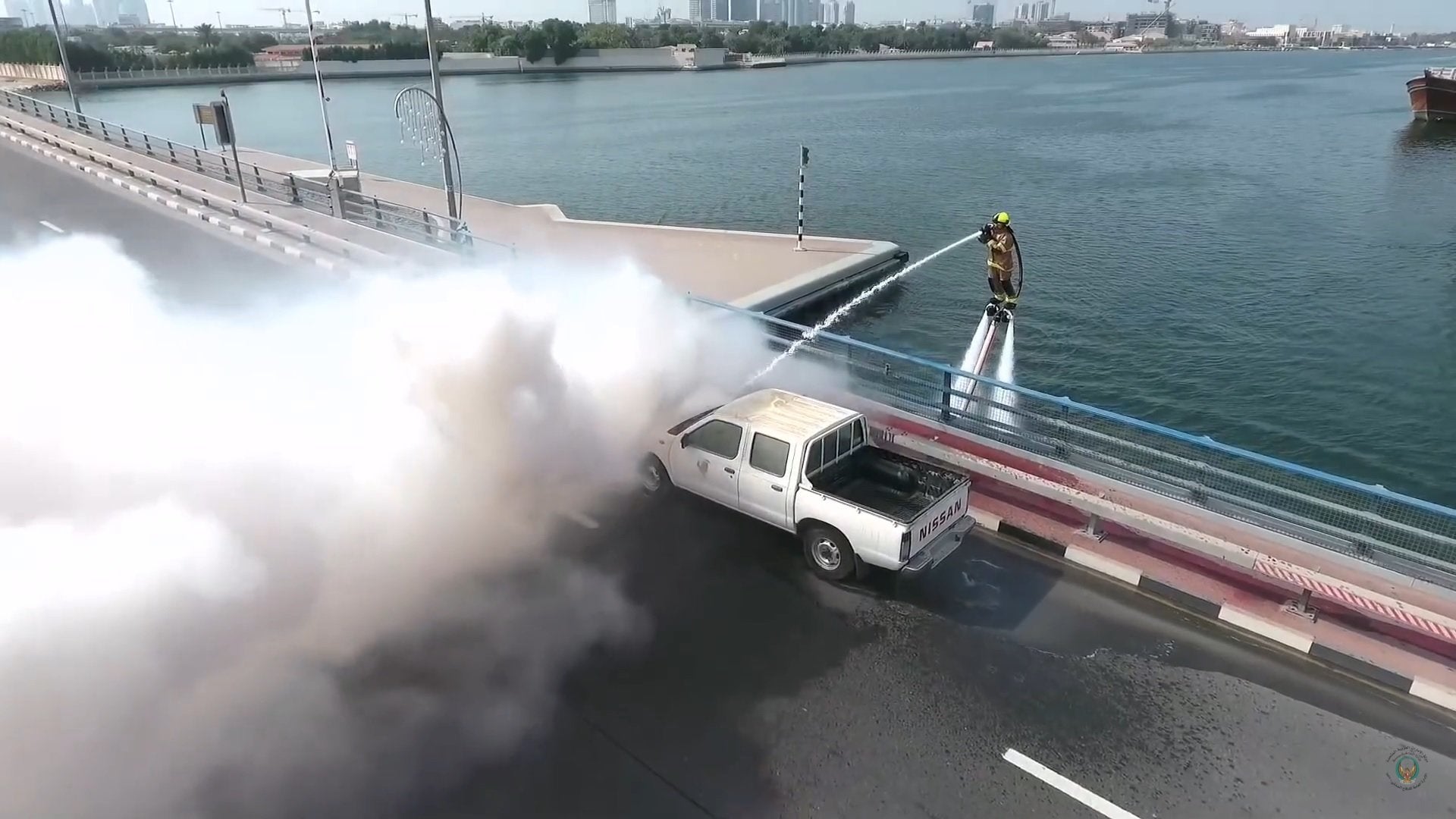 Пожарные дубая