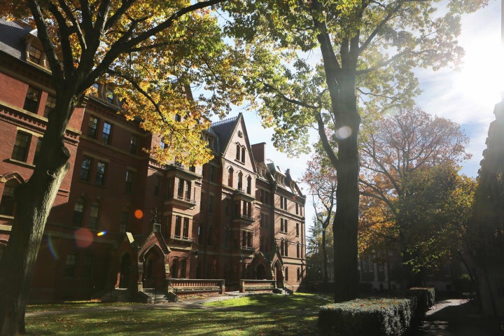 Harvard University refuses to withdraw its investments in fossil fuels.