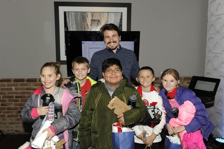 <p>Jason Ritter at VR ON THE MOUNTAIN hanging out with kids from Boys & Girls Club of Utah, Big Brothers, and Big Sisters.</p>
