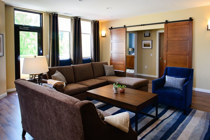 The living room in the Fitch Mountain Suite.