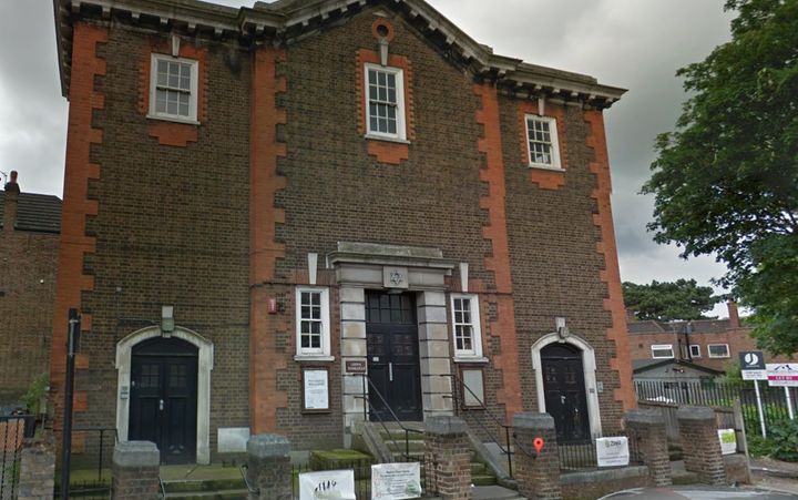 The South London Liberal Synagogue plans to convert part of its premises into accommodation for Syrian refugees 