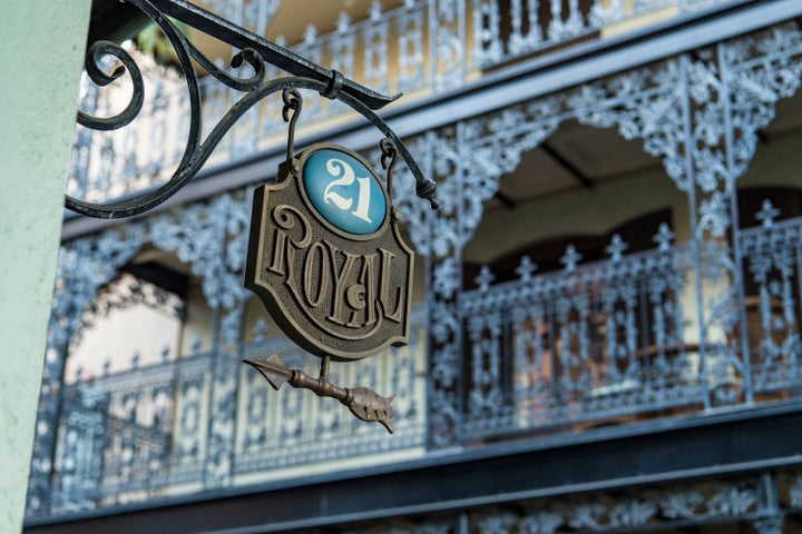 21 Royal is a new hidden dinner experience in Disneyland, tucked away in the New Orleans Square area of the park.