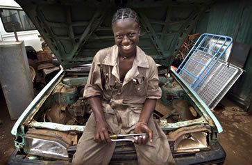 <p><strong>A young woman professionally trained as an auto mechanic in Kenya: Creating jobs for women poses particular challenges.</strong> </p>