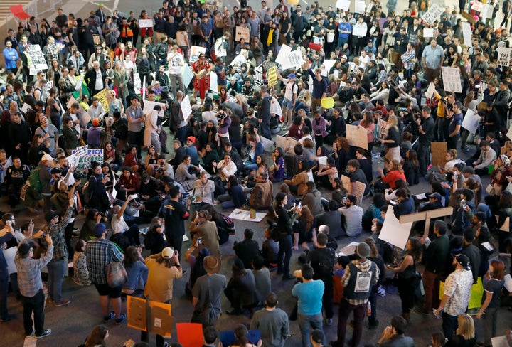 <strong>Demonstrators gather at at Los Angeles International Airport to protest agsainst the ban</strong>