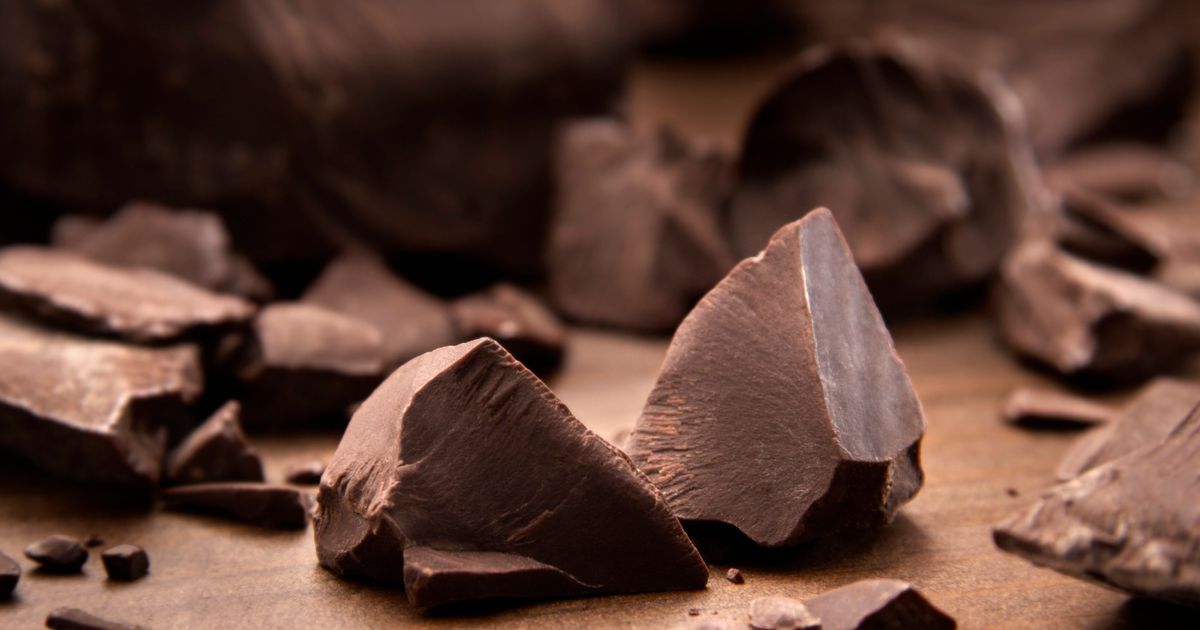 9-reasons-you-should-eat-dark-chocolate-every-single-day-huffpost-life