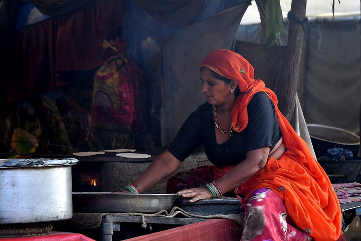 <p><em>Traditional food at the Pushkar Camel Fair © 2017 Karen Rubin/ goingplacesfarandnear.com</em> </p>