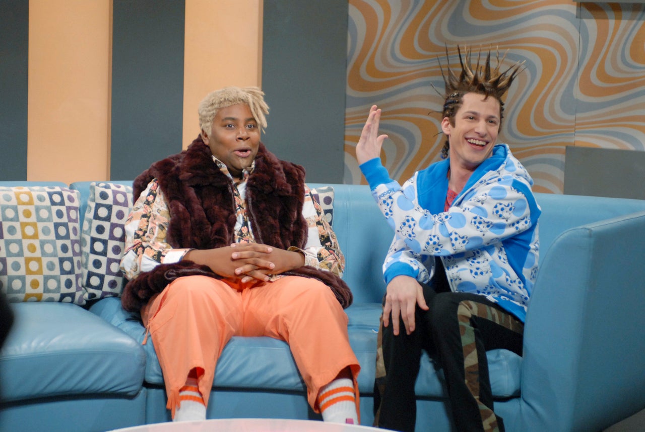 Kenan Thompson plays DJ Dynasty Handbag and Andy Samberg as T'Shane in "Deep House Dish," a skit in 2007. 