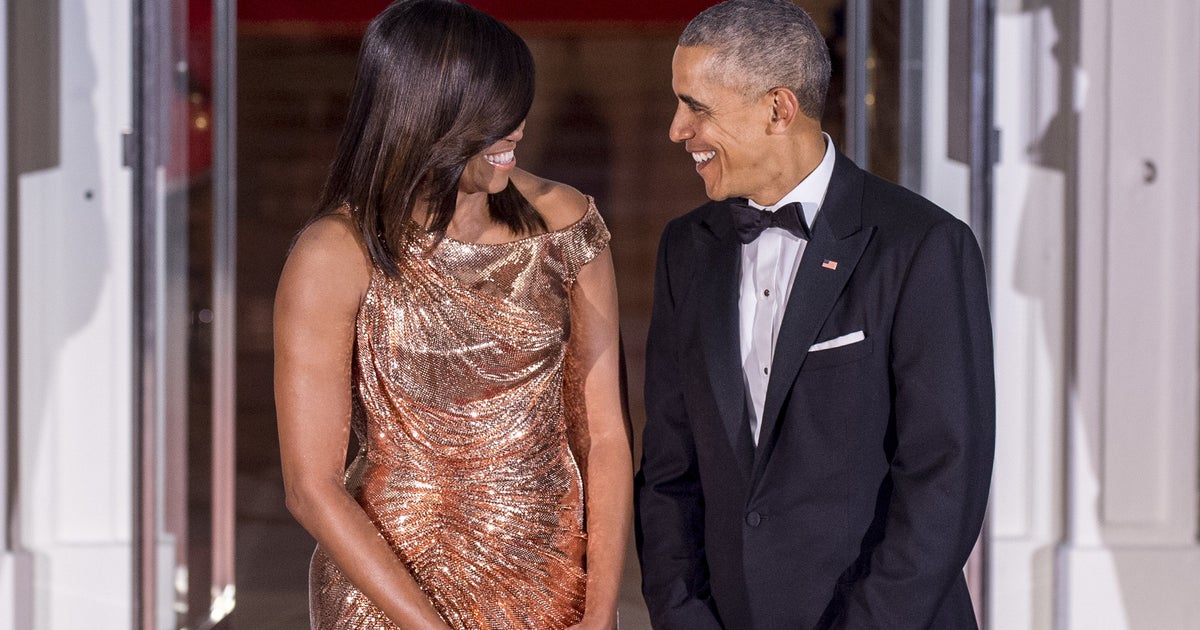 This Is Who Picked Out Michelle Obama's Flawless Versace Gown ...