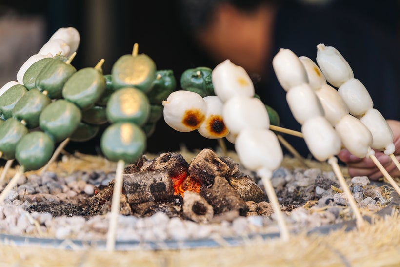 <a rel="nofollow" href="https://www.thetravelpockets.com/new-blog/narita-temple-japan" target="_blank">YAKI DANGO (焼き団子)</a>
