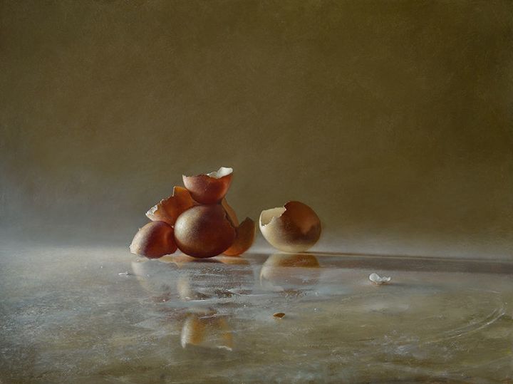 <p>Transitory Reflections: Eggshells | Oil on panel - 16” x 18” 2013</p>