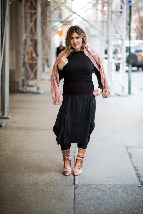 I Wore A Corset Over My Clothes, And Oh Man, I Looked Ridiculous | HuffPost Life I Wore A Corset Over My Clothes, And Oh Man, I Looked Ridiculous | HuffPost Life