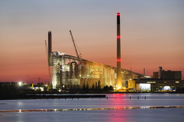 <p> Amager Bakke, Copenhagen's new state-of-the-art waste incineration plant </p>