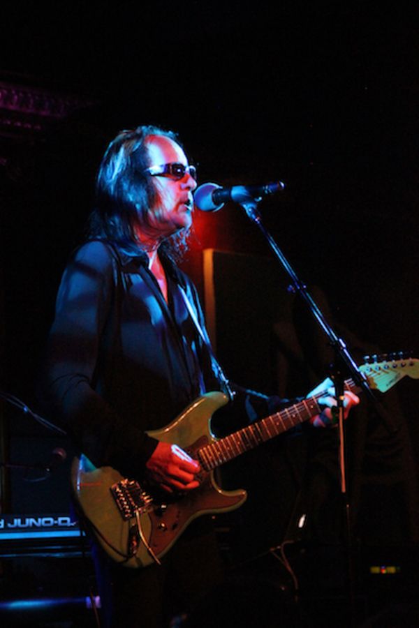 Rundgren performs in New York at recent Spirit of Harmony fundraiser