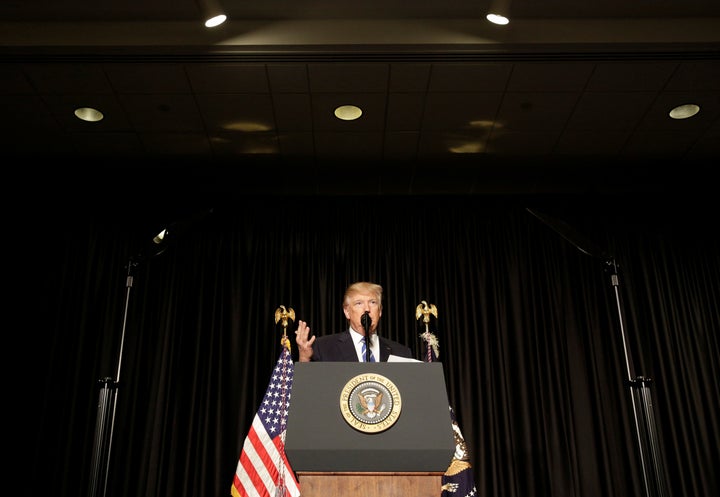 U.S. President Donald Trump speaks to members of the law enforcement at the Major Cities Chiefs Association (MCCA) Winter Conference in Washington, U.S., February 8, 2017. REUTERS/Joshua Roberts